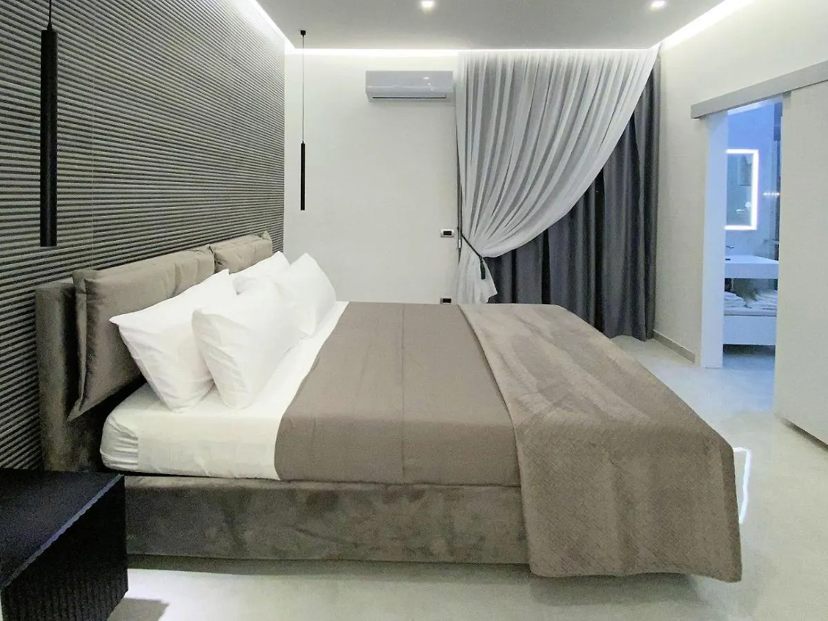 Calasanzio26 Luxury Rooms Naples Apartment