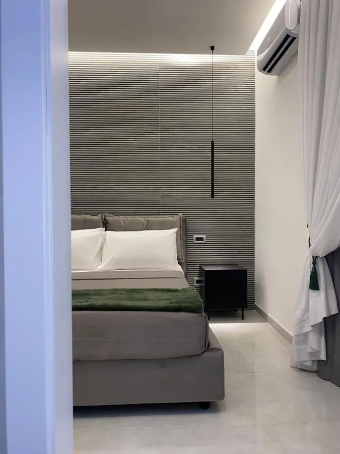 Calasanzio26 Luxury Rooms Naples Apartment